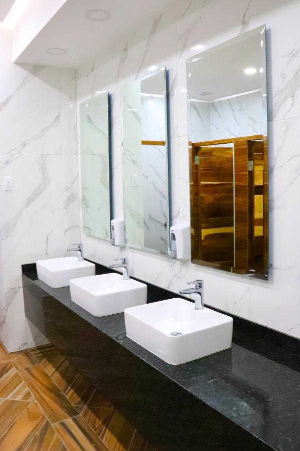 Hotel Bugari Aeropuerto Guadalajara Las Pintas Zewnętrze zdjęcie