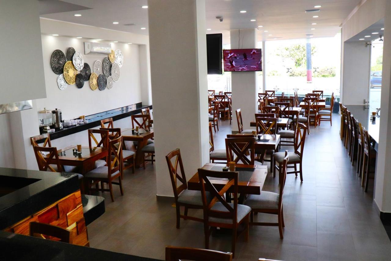 Hotel Bugari Aeropuerto Guadalajara Las Pintas Zewnętrze zdjęcie