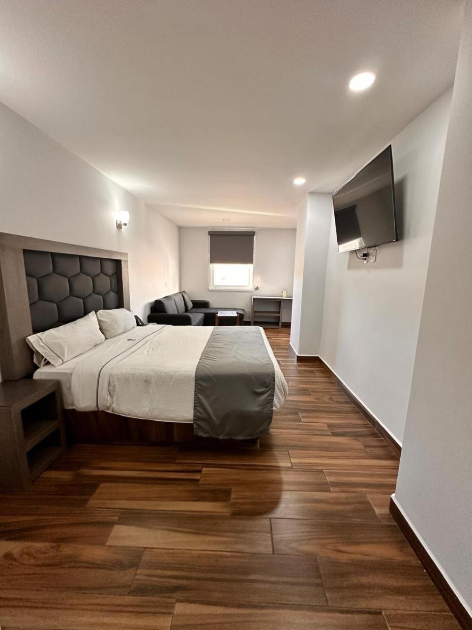 Hotel Bugari Aeropuerto Guadalajara Las Pintas Zewnętrze zdjęcie